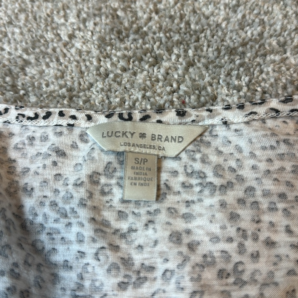 Lucky Leopard Ruffle Blouse - Picture 2 of 5